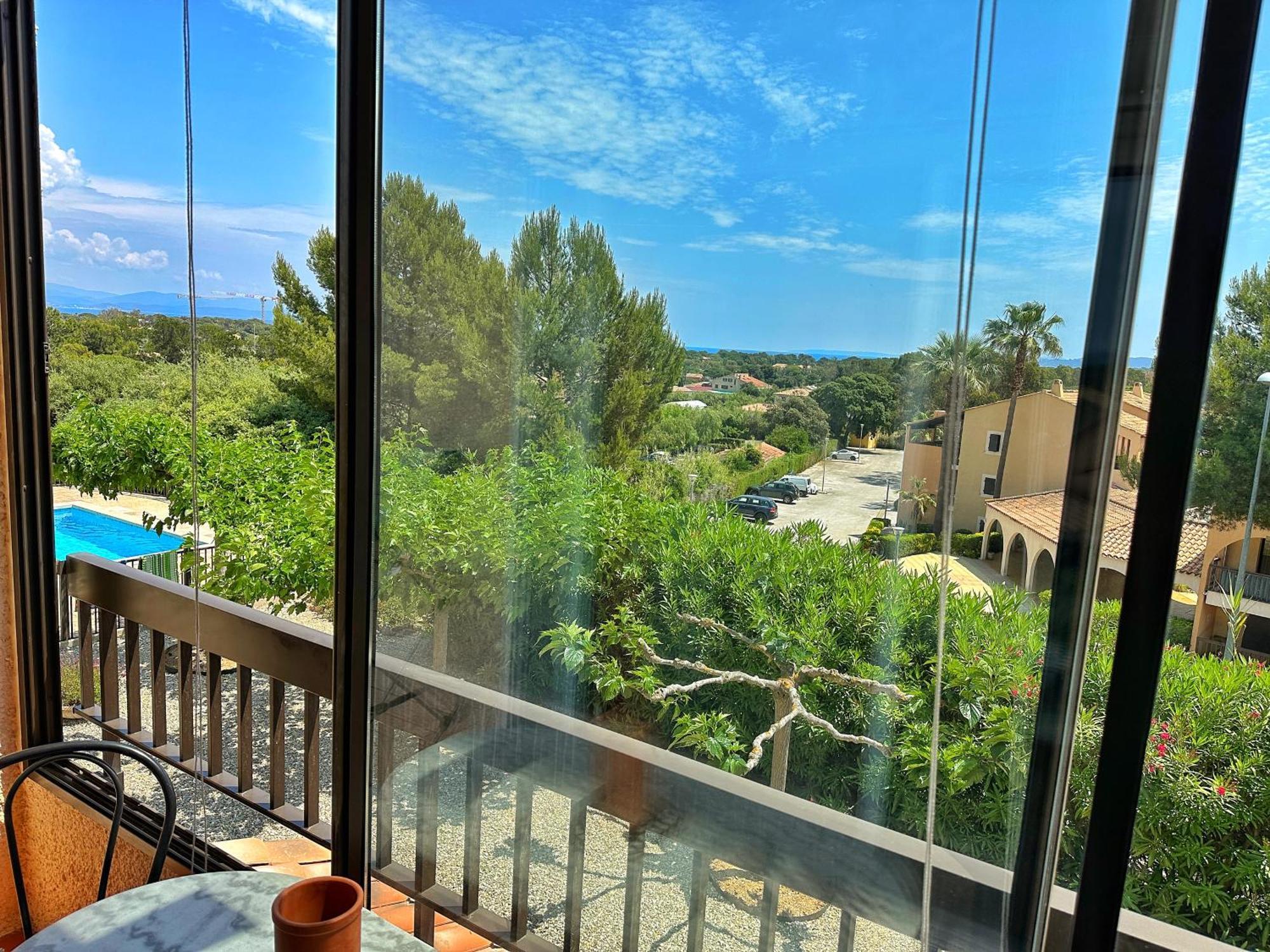 Grand Studio Avec Piscine Presqu'Ile De Giens Hyères المظهر الخارجي الصورة